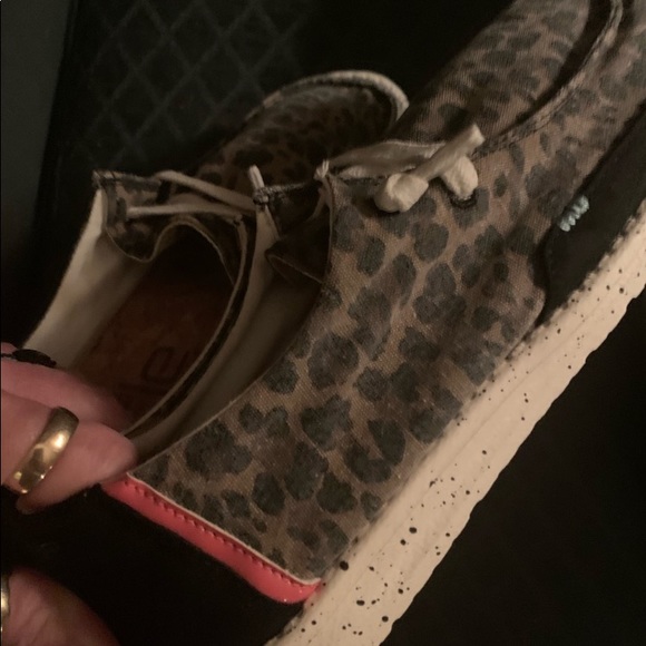 💜HEY DUDE* WENDY JUNGLE BROWN LADIES SZ9💜 - Picture 6 of 12